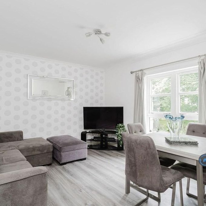 2 bedroom flat to rent - Photo 1