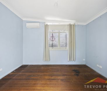 825 Laurie St, Mount Pleasant VIC 3350 - Photo 4