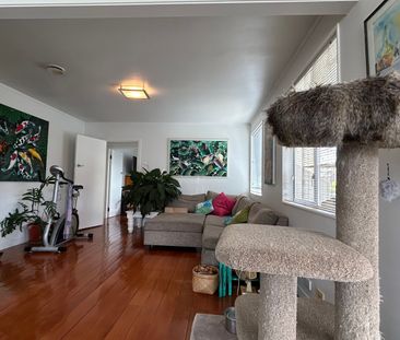 Lovely 3-Bedroom Home in Blockhouse Bay - Prime Location! - Photo 6