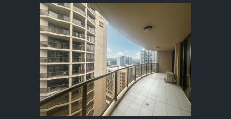 Conveniently Located Modern Unit! - Photo 5