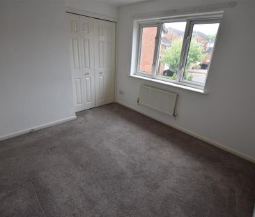 2 bedroom semi-detached house to rent - Photo 4