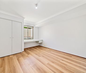 Spacious Family Home with Brand New Flooring - Photo 2