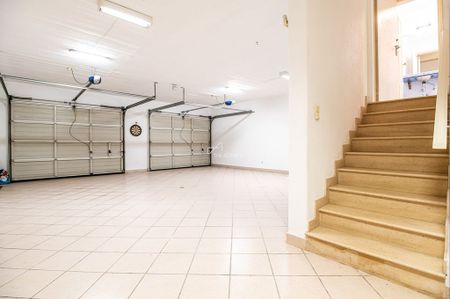 5 bedroom luxury Villa for rent in Cascais, Portugal - Photo 3