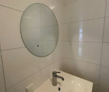 moerkerkestraat rotterdam - Photo 1