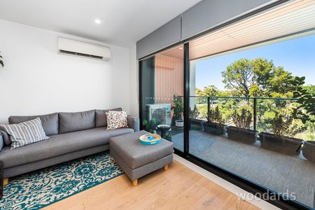 Modern Living with all the benefits - Photo 3