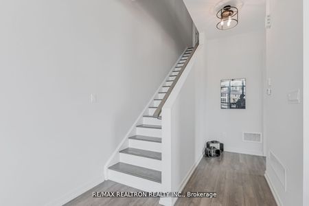 For Lease - 3797 Riva Avenue, Innisfil, Ontario - Photo 2