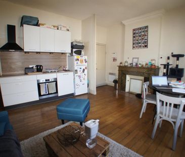 Location Appartement 3 pièces 45m² ANGERS 49100 - Photo 2