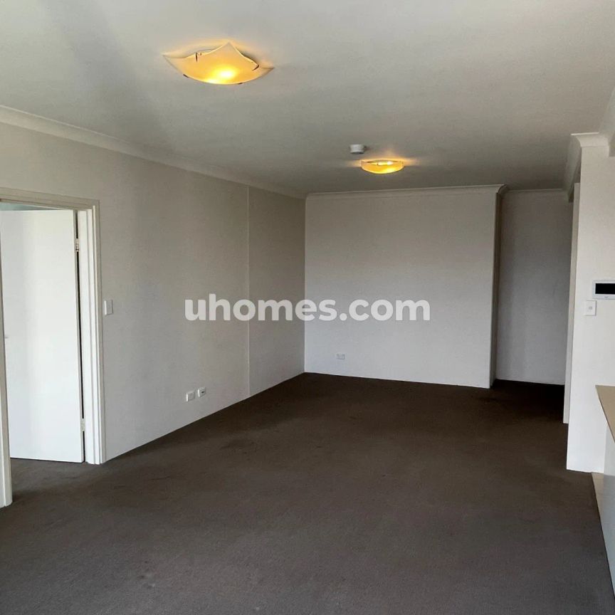 2Bedrooms, 2Bathrooms - Photo 1