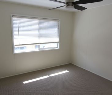 15 IAN STREET, 4158, Thorneside Qld - Photo 2