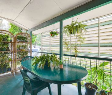 SPACIOUS FOUR-BEDROOM HOME WITH SOLAR INCLUDED - Photo 2