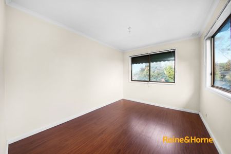 39 Hillcrest Road, Frankston, VIC 3199 - Photo 2