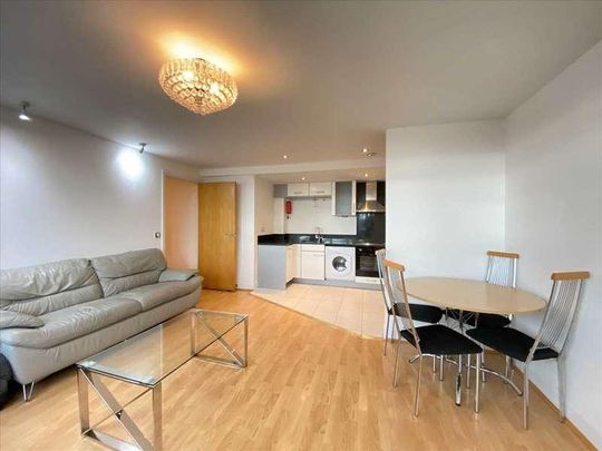 Mercury House, Heathcroft, Ealing, W5 - Photo 1