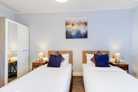 2 bedroom apartment to rent - Photo 3