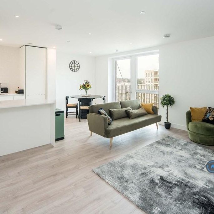 1 bedroom in a flat share to rent - Photo 1