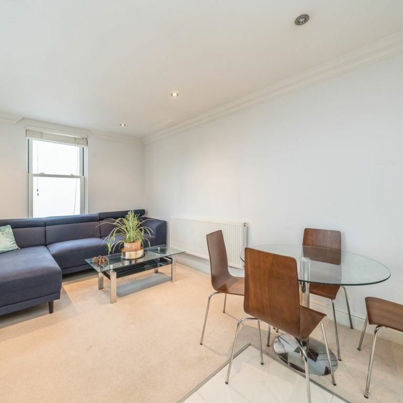 Cambridge Park - Photo 1