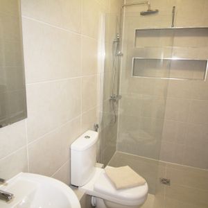 Flat 1C, 22 Kelso Road, LS2 9PR, Leeds - Photo 3