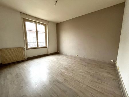 Location Appartement 3 pièces 64m² NANCY 54000 - Photo 2