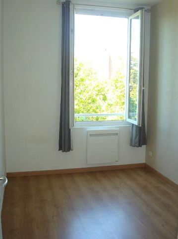 Location Appartement 3 pièces 67m² DRAGUIGNAN 83300 - Photo 2