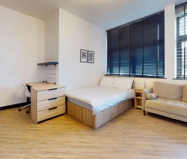 Studio to rent - Photo 1