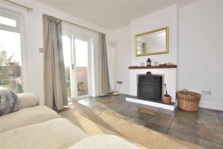 Central Road, Stroud, Gloucestershire, GL5 - Photo 4