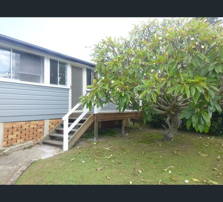 2/42 Beach Street, Harrington, NSW 2427 - Photo 5