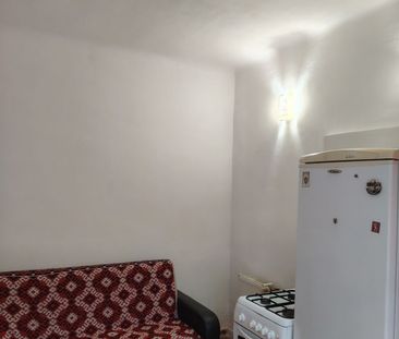 Tineretului la curte parter cantemir - Photo 2