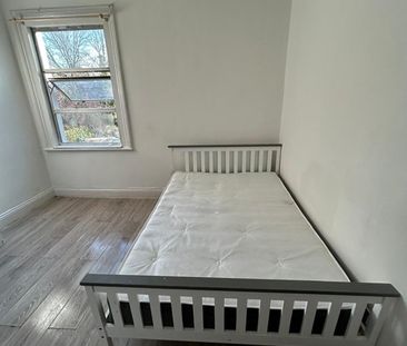 Room in a Shared House, Brownhill Road, SE6 - Photo 1