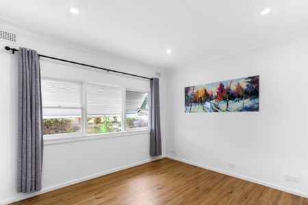 4 Bedroom House with Pool - Photo 2