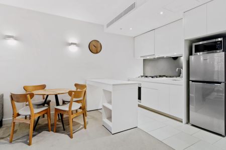 2 Bed 1 Bath - Photo 5