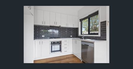 QUIET, MODERN & CONVENIENT – TWO-BEDROOM VILLA IN A GREAT DANDENONG LOCATION - Allagents - Alltenants - Allaccess - Photo 5