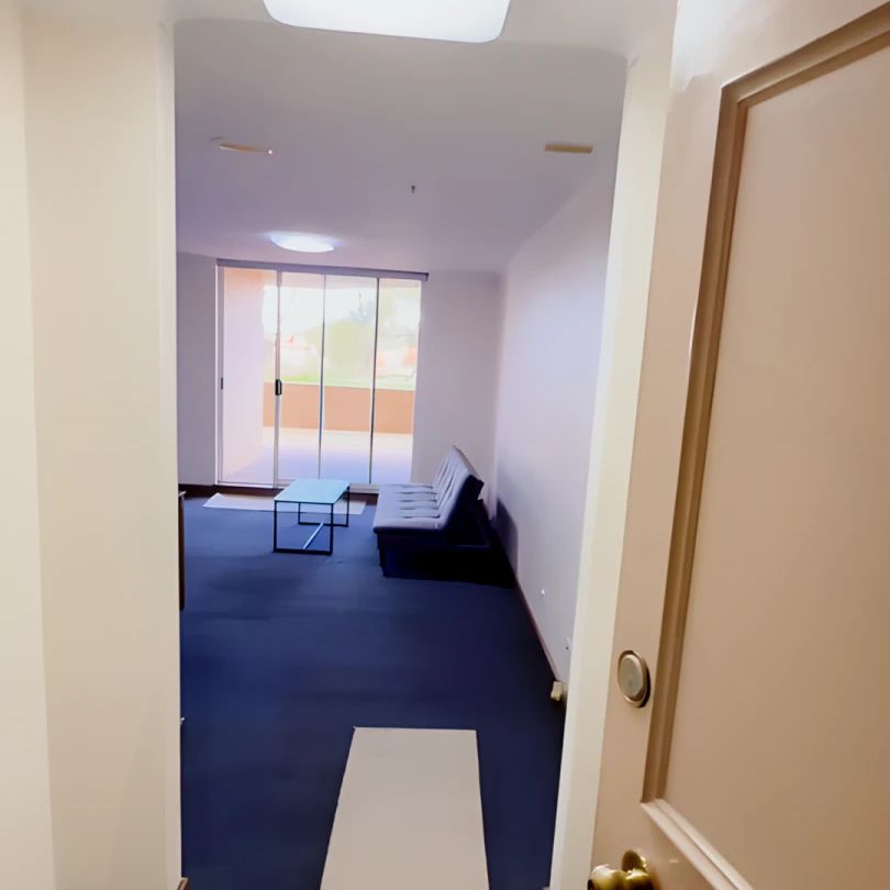 3/44-50 gardeners, Sydney - Photo 2