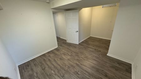 For Lease - 5464 Tenth Line Unit# BSMT, Mississauga, Ontario - Photo 5