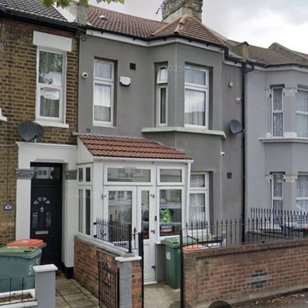 Room in a Shared House, Elizabeth Road, E6 - Photo 4