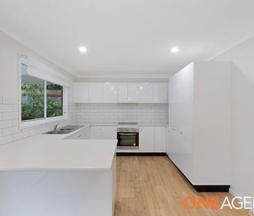 15A Roselands Avenue - Photo 1