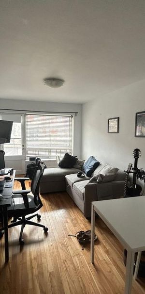 Grand 3 1/2 devant l'UdeM/Poly/HEC - Photo 1