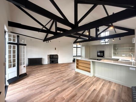 2 bed terraced house to rent in Catherine Street, Exeter, EX1 - Photo 4