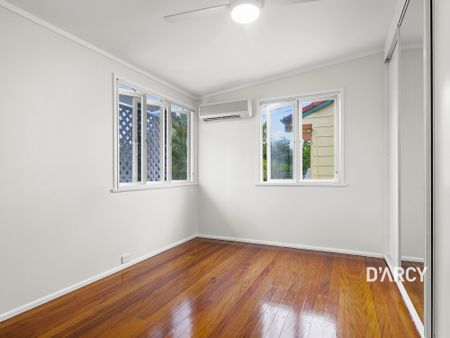 73 GLENBRAE ST - Photo 3