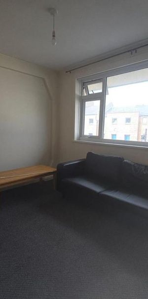 2 bedroom house to rent - Photo 1