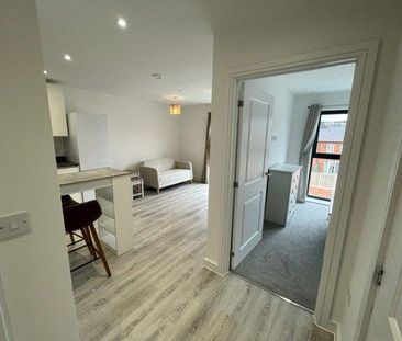 1 bedroom flat to rent - Photo 3