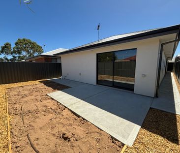 45 Hollow Drive, Andrews Farm, SA 5114 - Photo 6