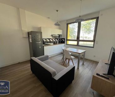 Location Appartement 1 pièce 10m² CHANGE 53810 - Photo 3