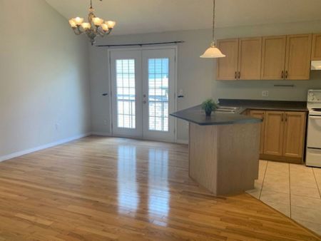 72 Porter Court Upper - Photo 4