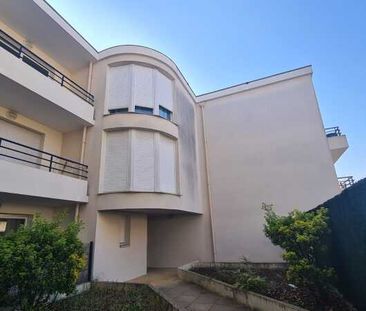 Location Appartement 2 pièces 46m² ORLEANS 45000 - Photo 6