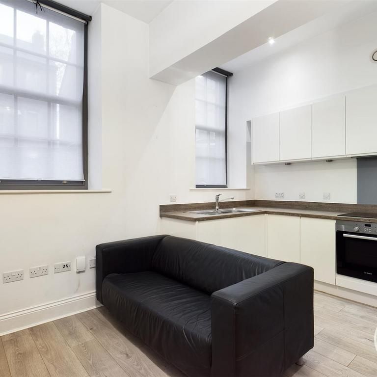 1 bedroom flat to rent - Photo 1