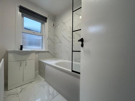 2 Bed Flat, Harley Road, NW10 - Photo 5