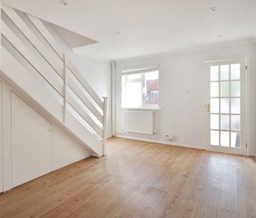 2 bedroom terraced house to rent - Photo 3