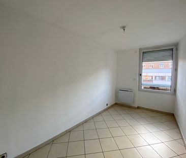 Location Appartement 3 pièces 62m² - Photo 2