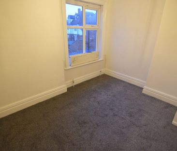 To Let 1 Bed Apartment - Photo 4