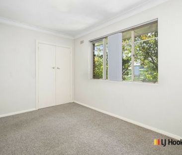 57 Hopetoun Circuit, Yarralumla ACT, Belconnen - Photo 2