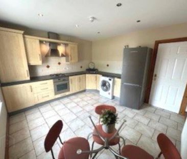 10 Pipers Field, Dundonald, Belfast, BT16 2AB - Photo 4